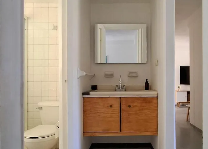 Appartement Completo En Planta Baja Cerca Del Aeropuerto Y Del Centro *