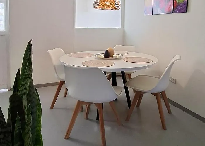 Completo En Planta Baja Cerca Del Aeropuerto Y Del Centro Appartement *